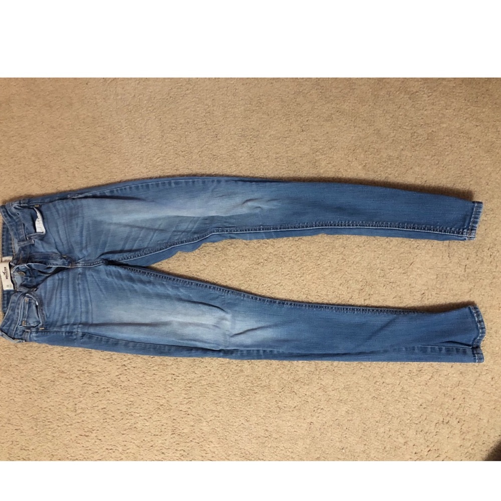 Hollister 3R w26 L31